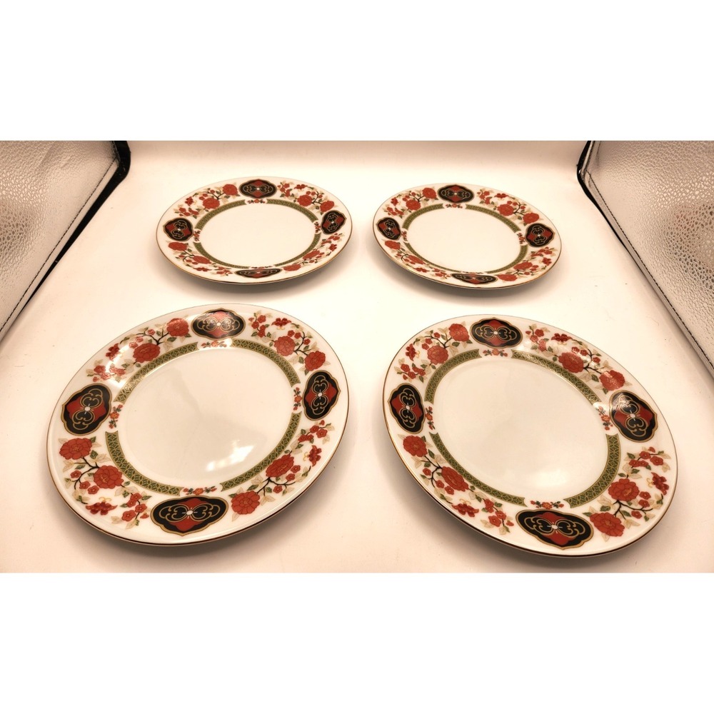 LiLing Yung Shen Fine China 7 5/8" wide Salad/Desert Plate - Set of Four